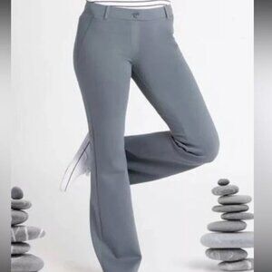 BETA BRAND Women's Gray Straight Leg Yoga Dress Pants Size S Petite Mid-Rise